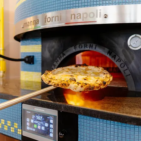 Отель The People Кан