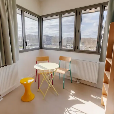 The People Отель 3*