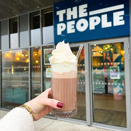 Отель The People Кан