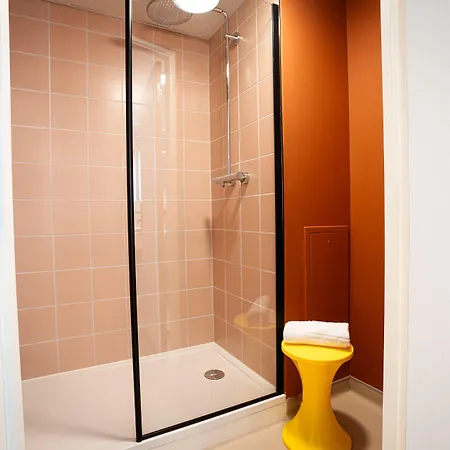 The People 3* Кан