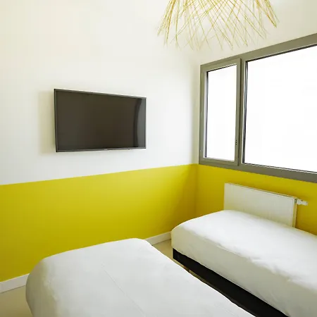 Hotel The People 3*