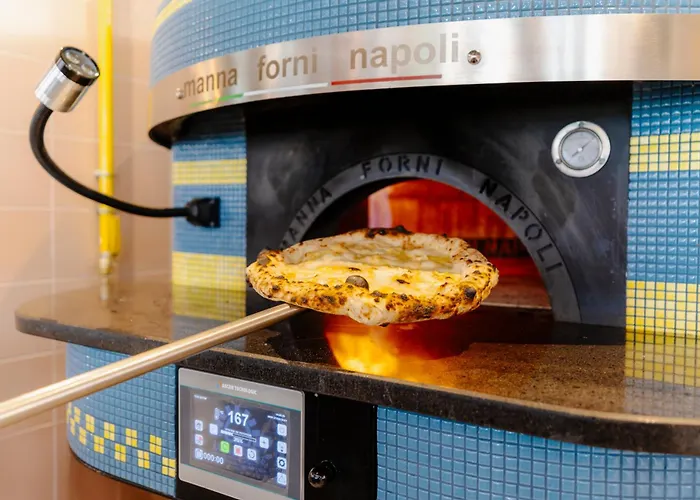 Отель The People Кан