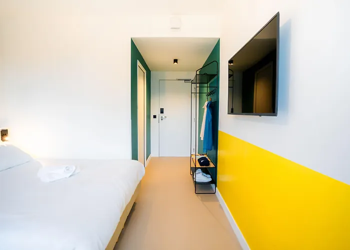 The People 3* Кан